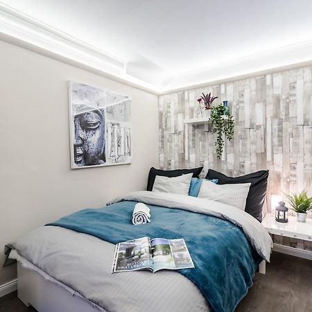 Roeck Premier Downtown Residence Budapest Bagian luar foto