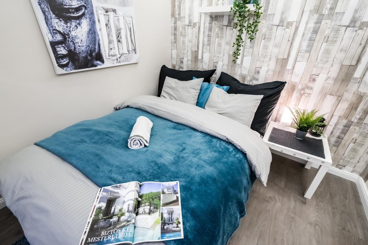 Roeck Premier Downtown Residence Budapest Bagian luar foto