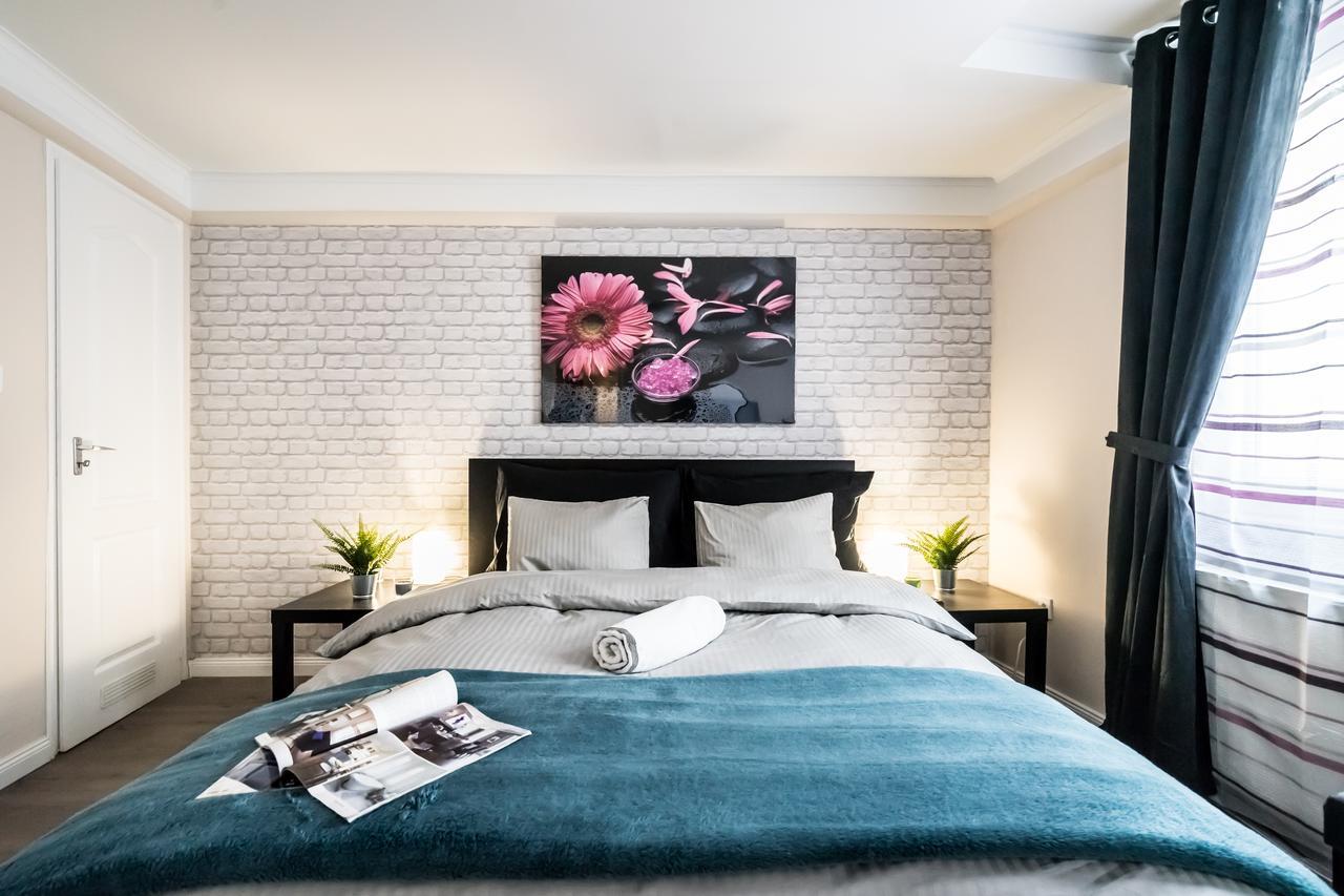 Roeck Premier Downtown Residence Budapest Bagian luar foto