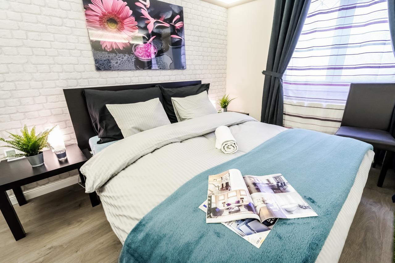 Roeck Premier Downtown Residence Budapest Bagian luar foto