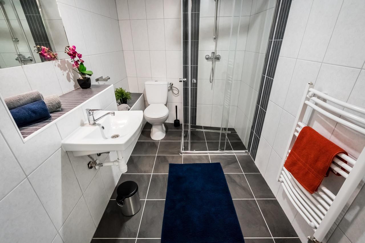 Roeck Premier Downtown Residence Budapest Bagian luar foto